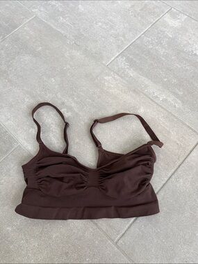 Skims NEW seamless sculpturing Bralett 2xl size